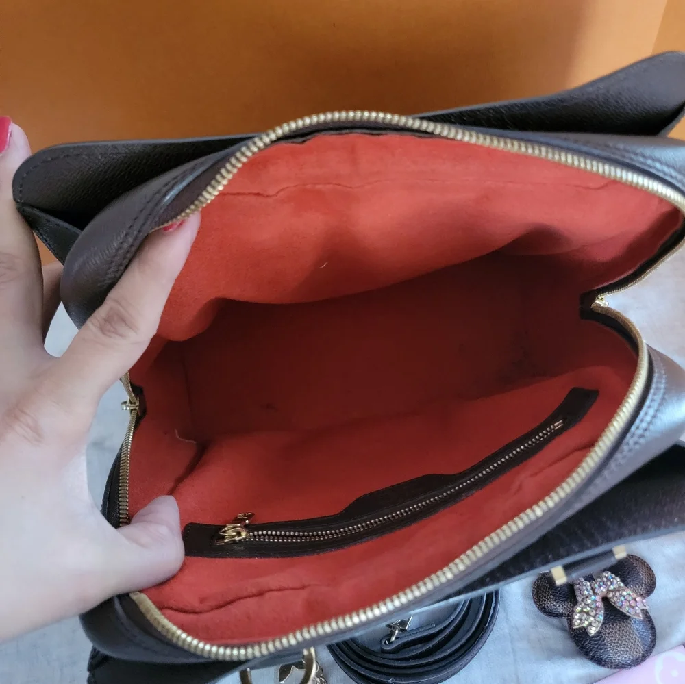 🤎Louis Vuitton Damier Ebene Triana Handbag🤎 - Picture 13 of 17